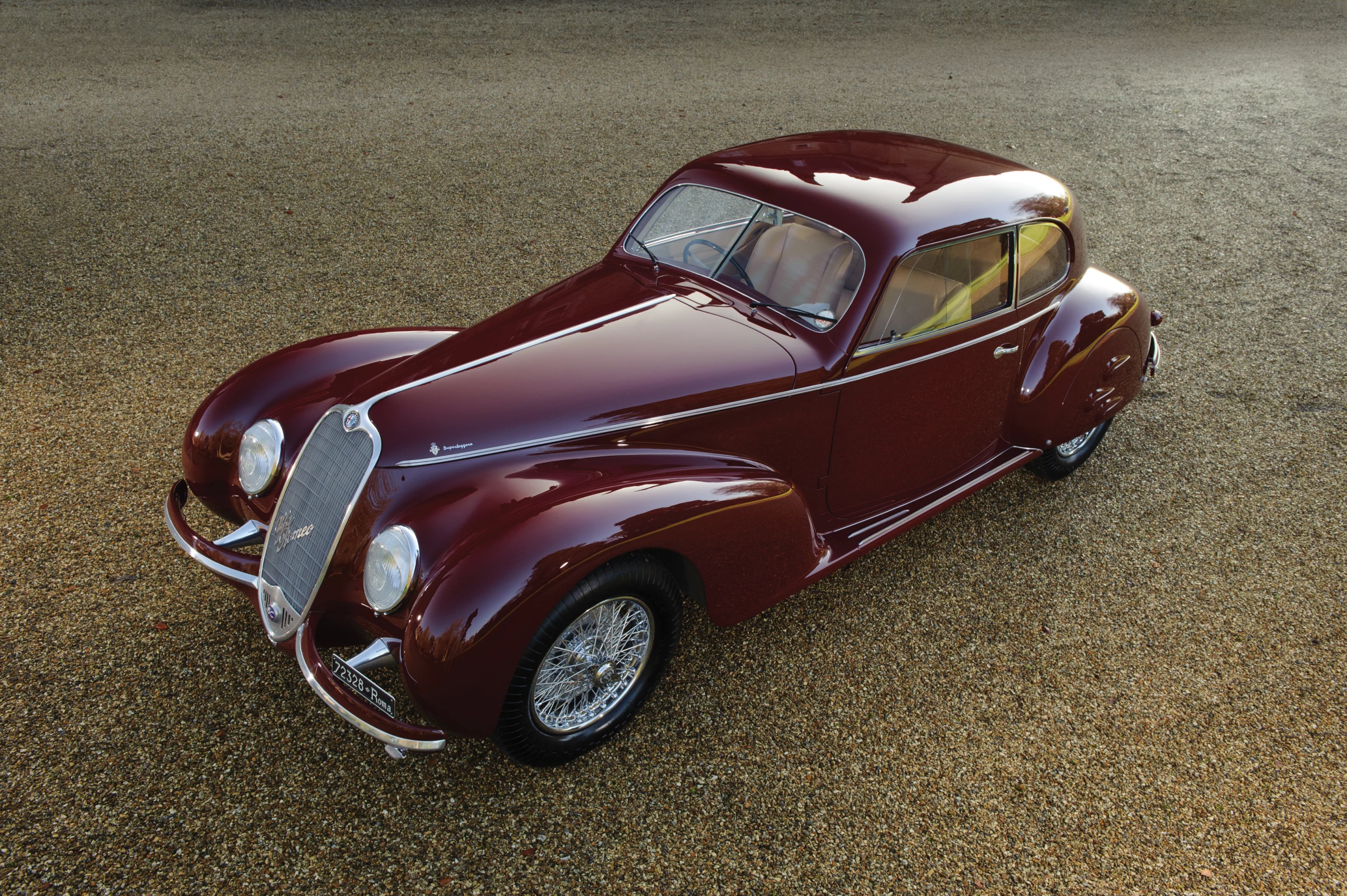 1939 Alfa Romeo 6C 2500 Sport by Touring (€1,900,000 - €2,400,000) (Photo: Tom Wood/RM Auctions)