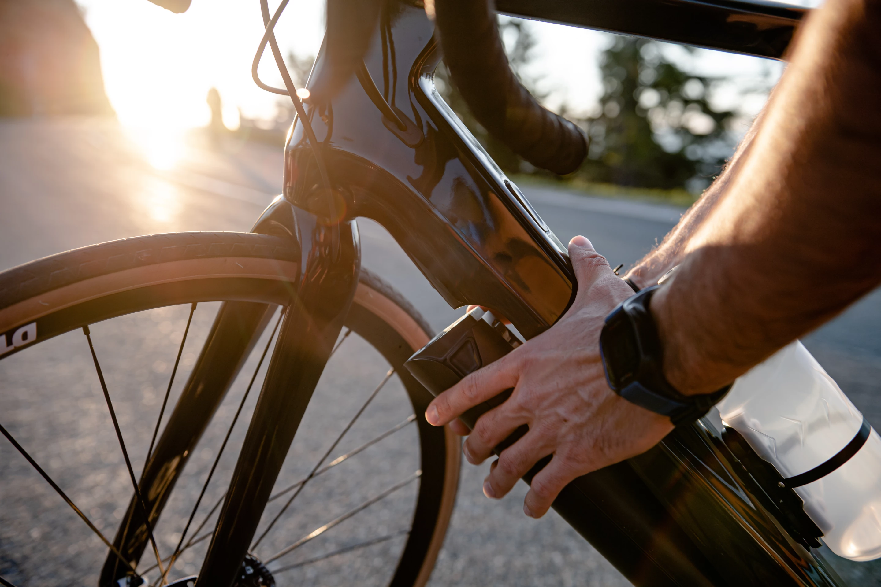 The fast-popping Fazua Evation packages the battery, motor and electronics into a down tube mounted cylinder