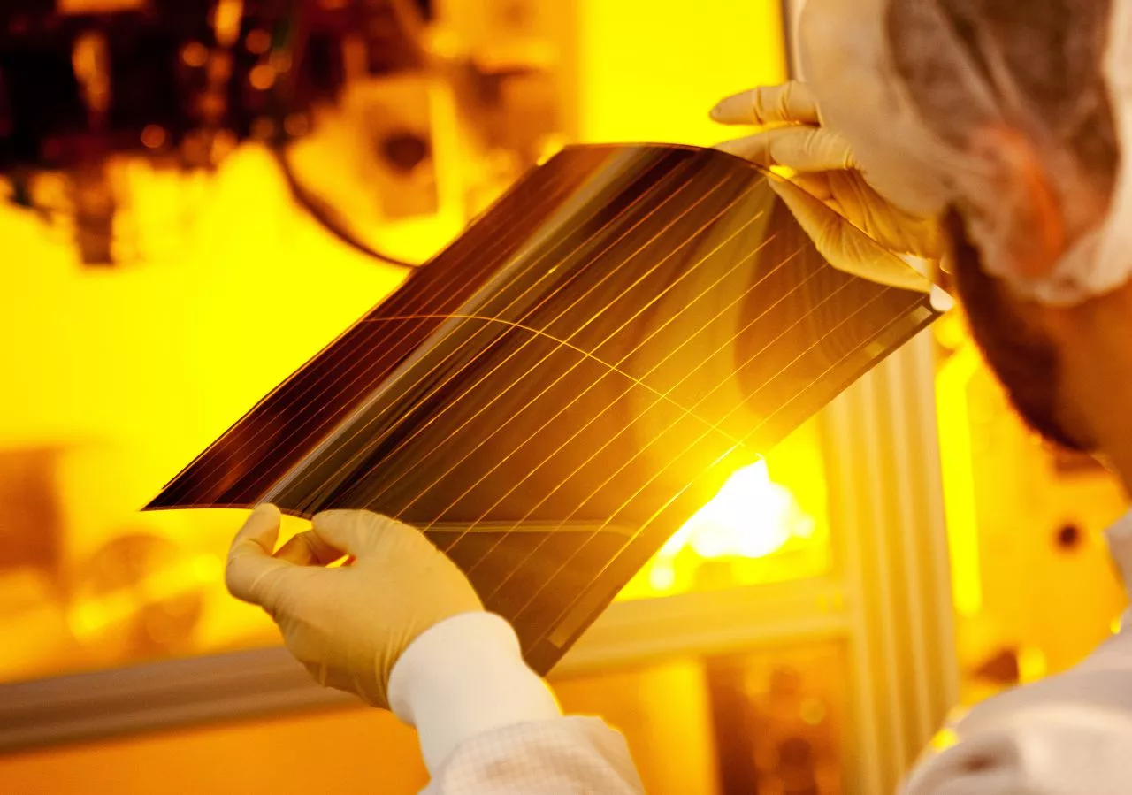 These organic photovoltaic cells set a new record for turning sunlight to electricity