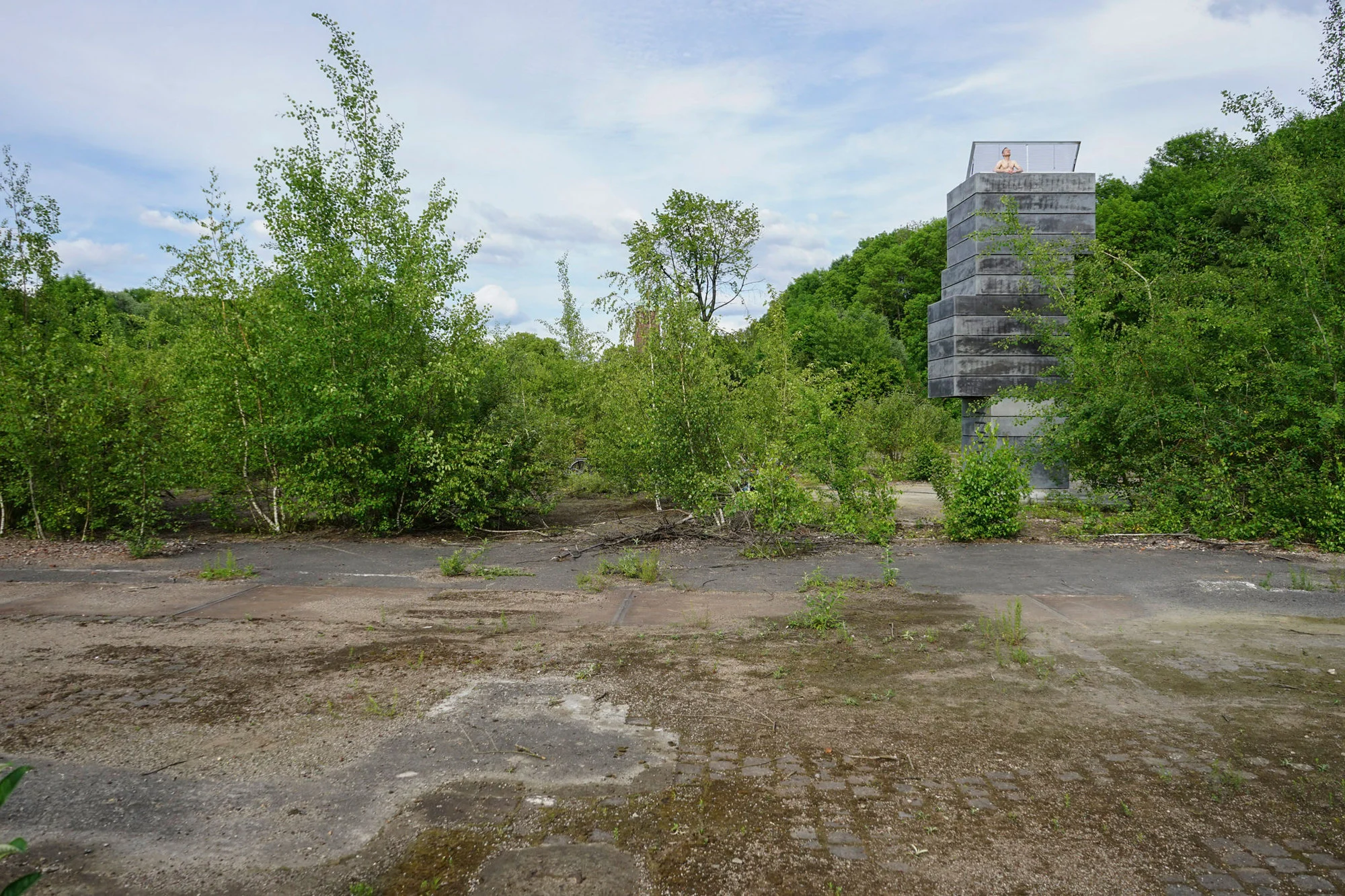 The One Man Sauna is based on the grounds of an abandoned factory in Bochum, Germany (Photo: Modulorbeat)