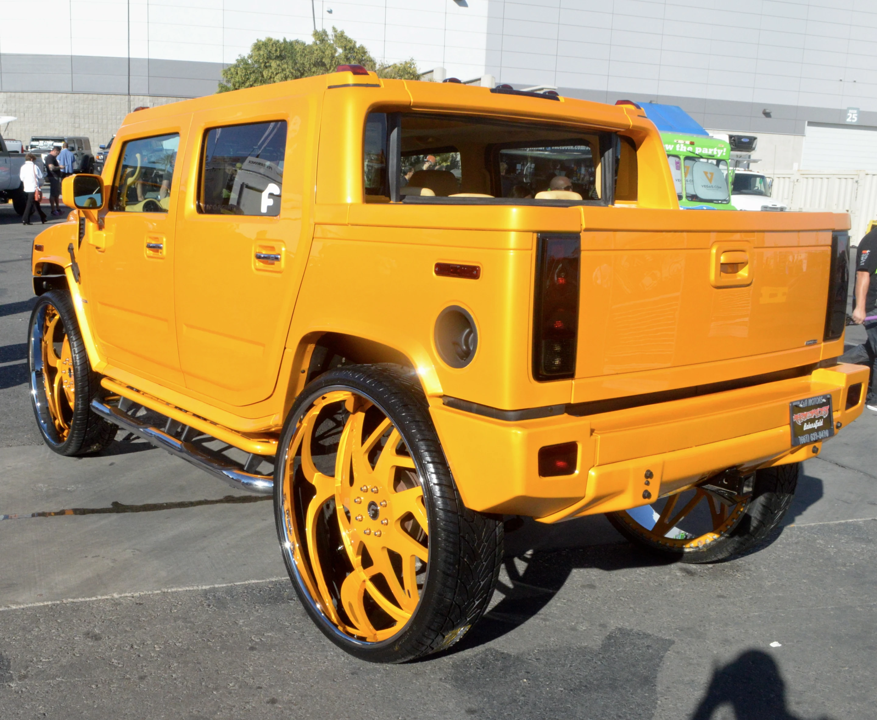 We'll be polite and call this Hummer kit from Forgiato wheels an acquired taste – if anyone's acquired it, please let us know in the comments (Photo: C.C. Weiss/Gizmag)