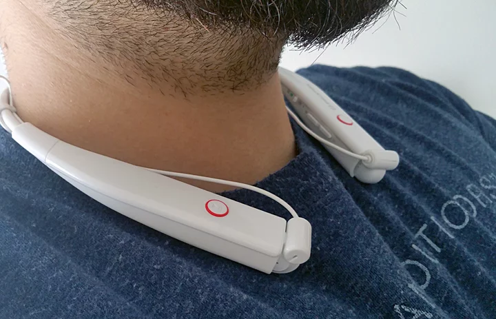 The Phiaton BT 100 NC earphones are convenient for travel with its neckband-styled portability