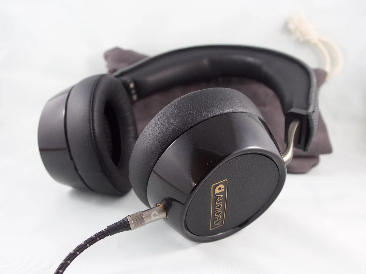 The AF240s are a solid bit of kit, and at US$250, they're definitely worth a look
