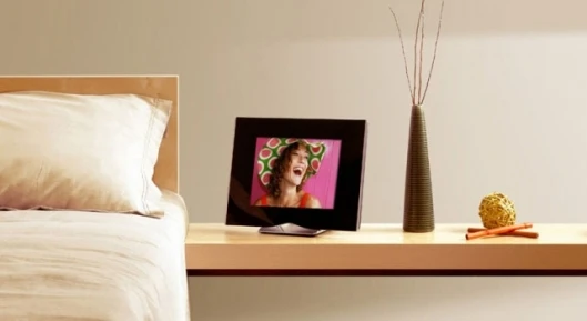 Wireless PIXXA digital photo frame