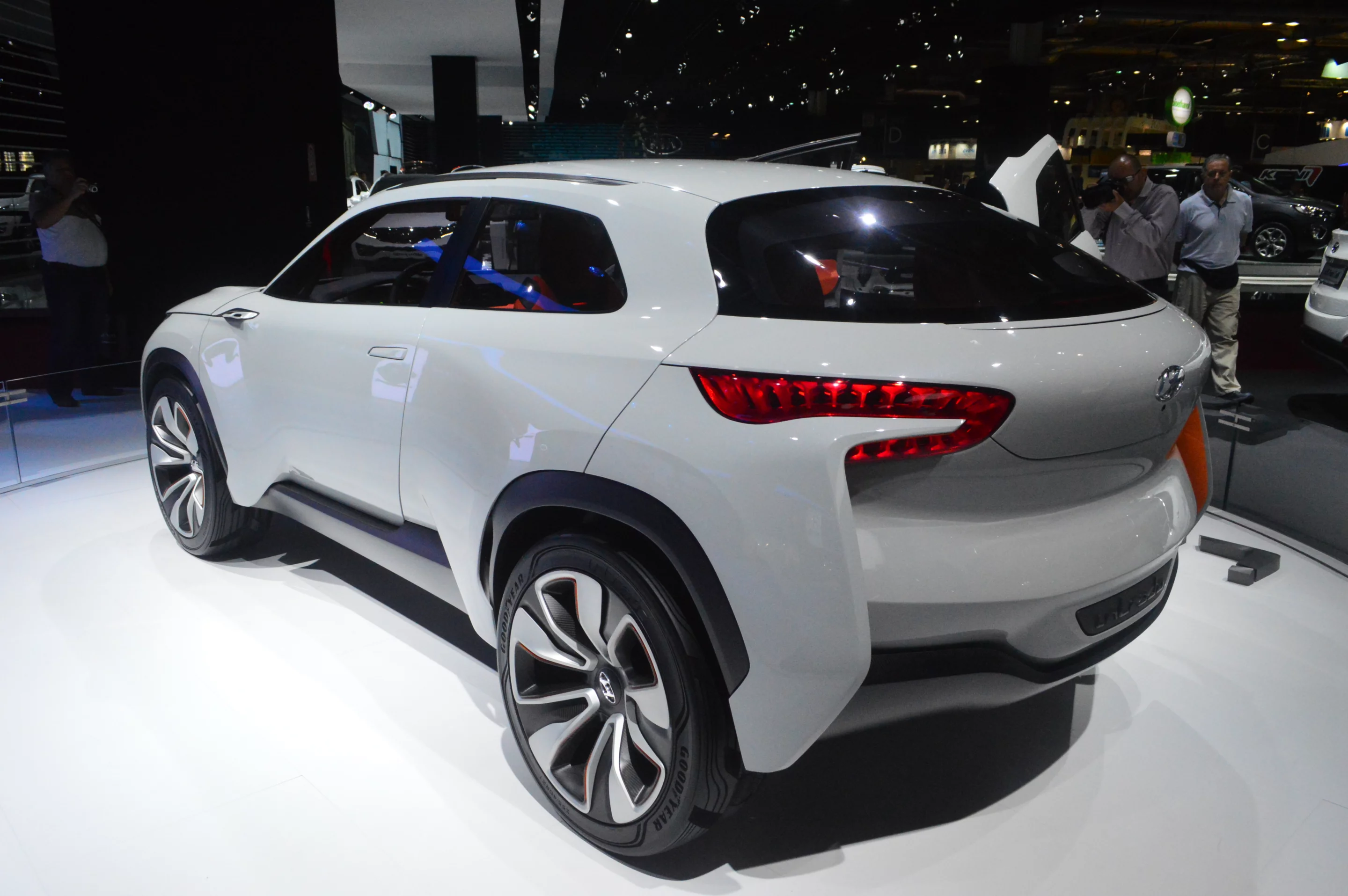 Hyundai Intrado concept (Photo: C.C. Weiss/Gizmag)