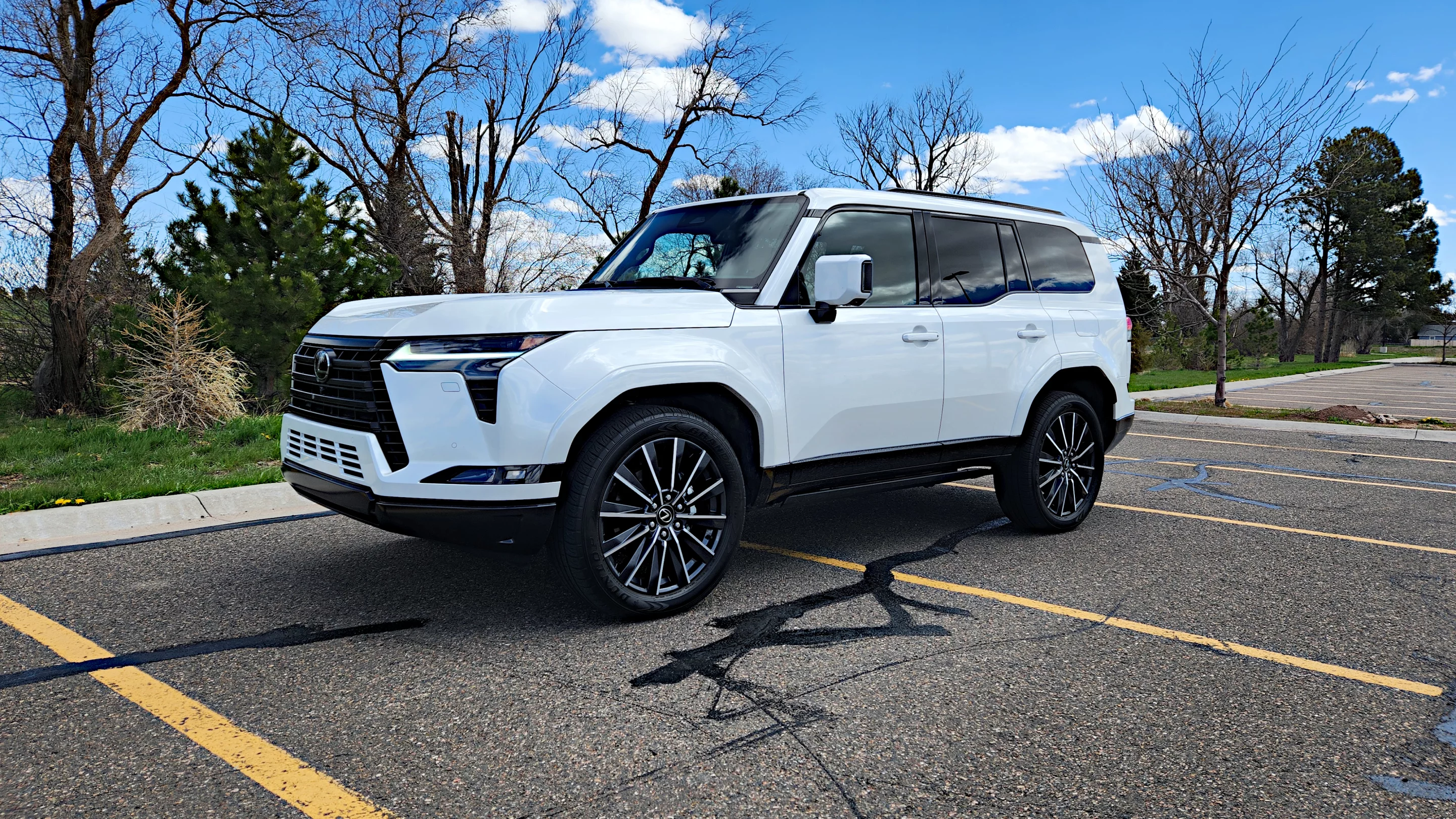 Ground clearance and other off-road dimensions don't change much for the 2024 Lexus GX