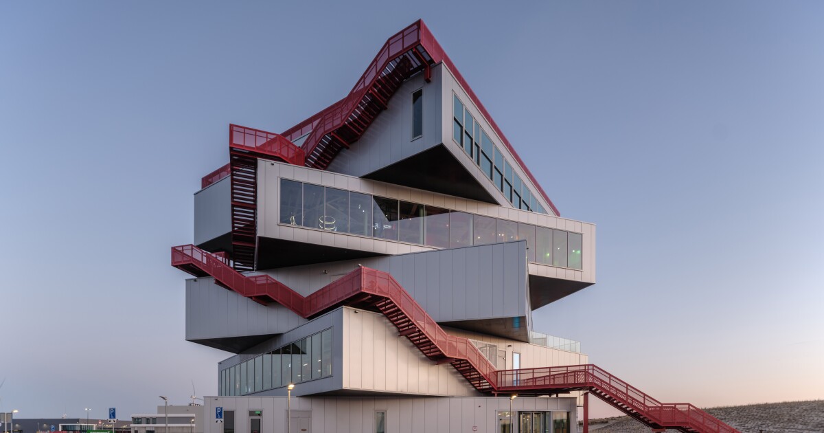 Explore Portlantis: The Eye-Catching Energy-Positive Building Redefining Exhibition Spaces