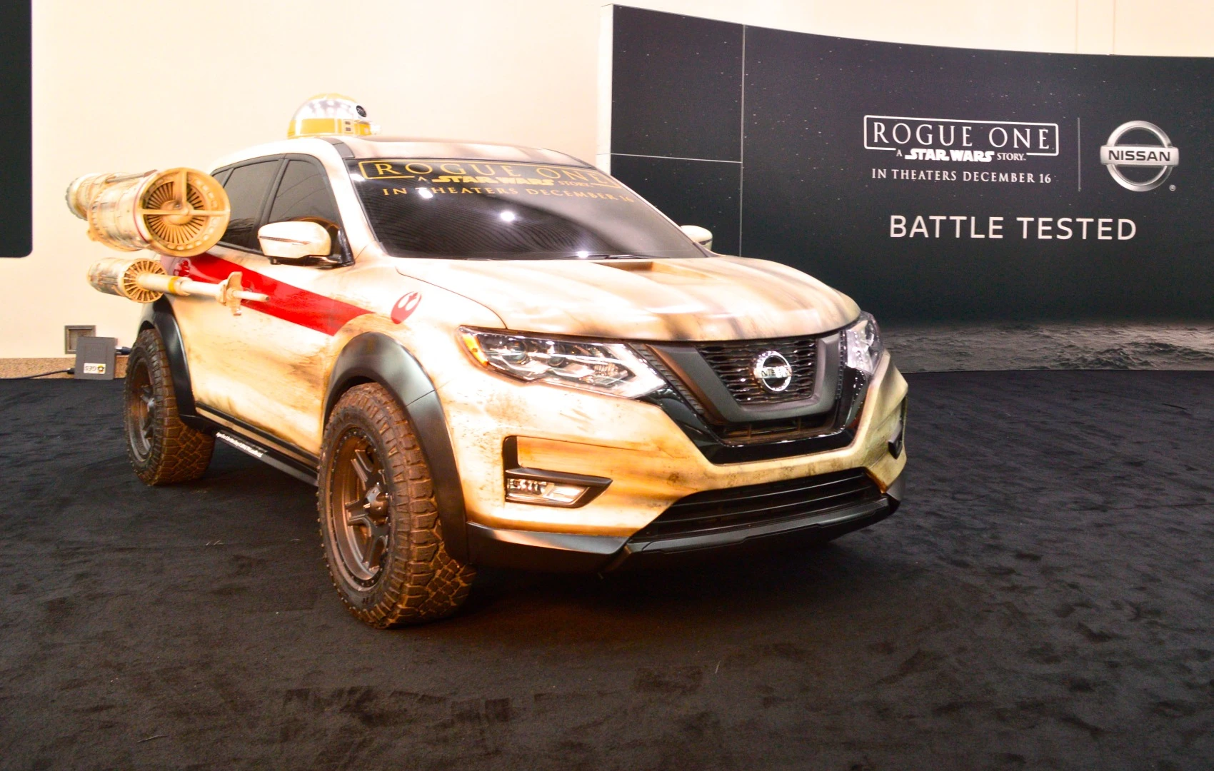 Nissan shows more "Rogue One: A Star Wars Story" hardware