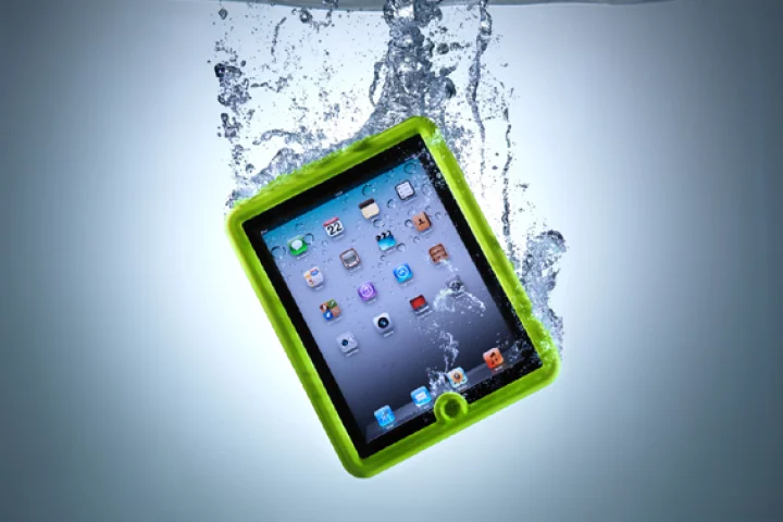 The Lifedge Case will protect an iPad or iPad2 for 30 minutes in one meter of water
