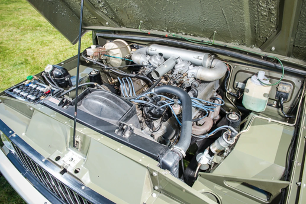 Range Rover 001 was refitted with vintage parts