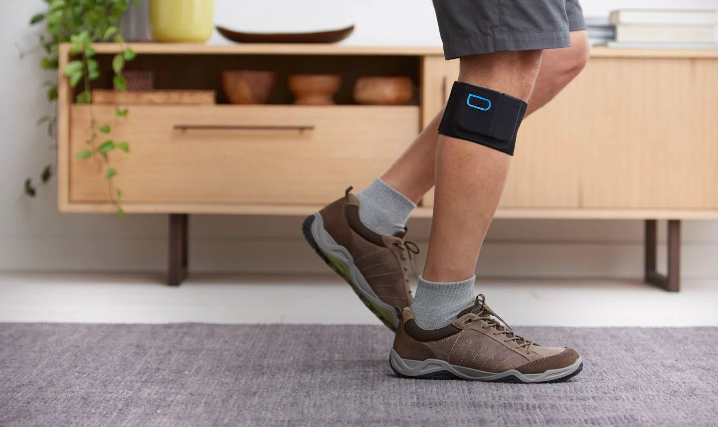 Quell is a slim device that is slipped into a sports band and worn around the upper calf