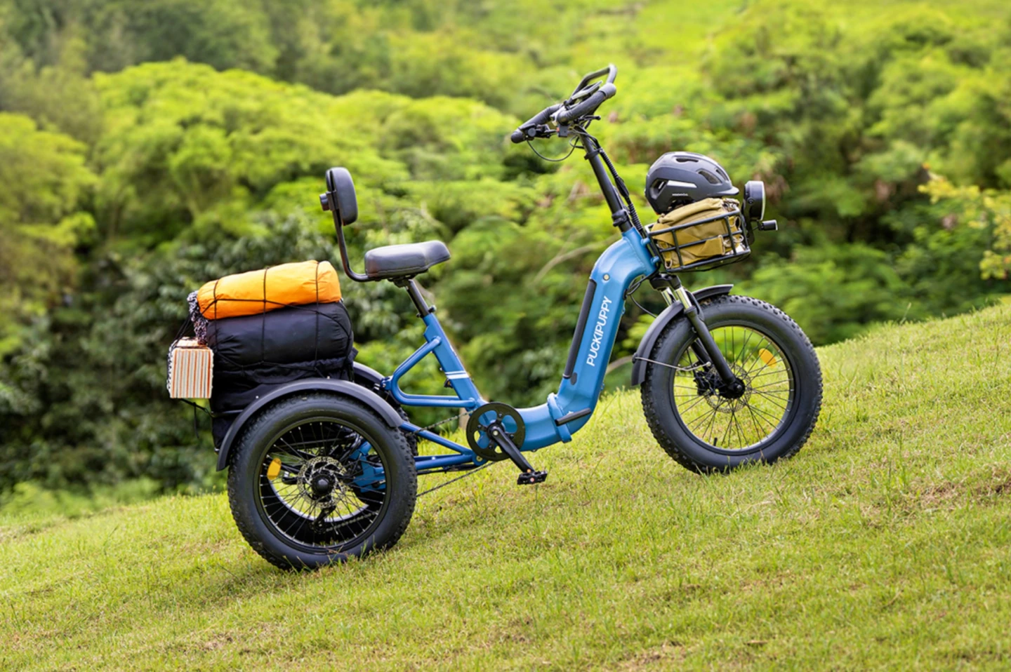 The Rottweiler features a stop-and-hold parking brake
