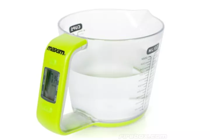 The Maxim 2 in 1 Jug and Scales measures both volume and weight in the same container (Photo: Firebox)