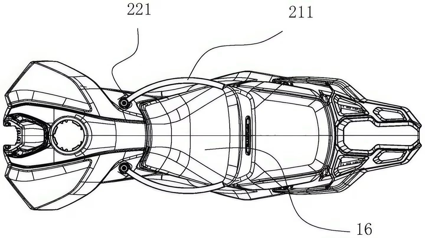This design showcases the use of two sturdy brackets to each side of the rider seat