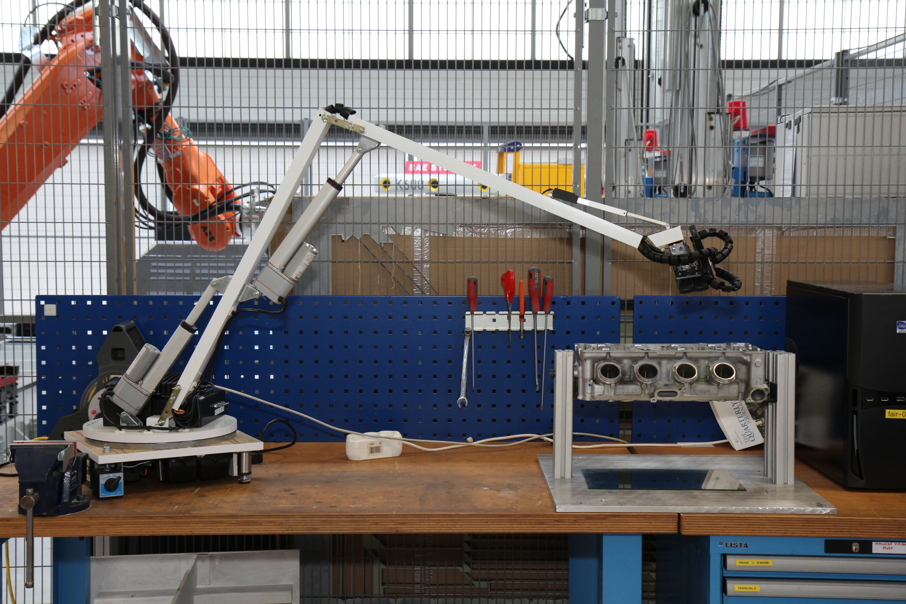 IBM Scientists reveal a mobile MRO prototype (Photo: IBM)