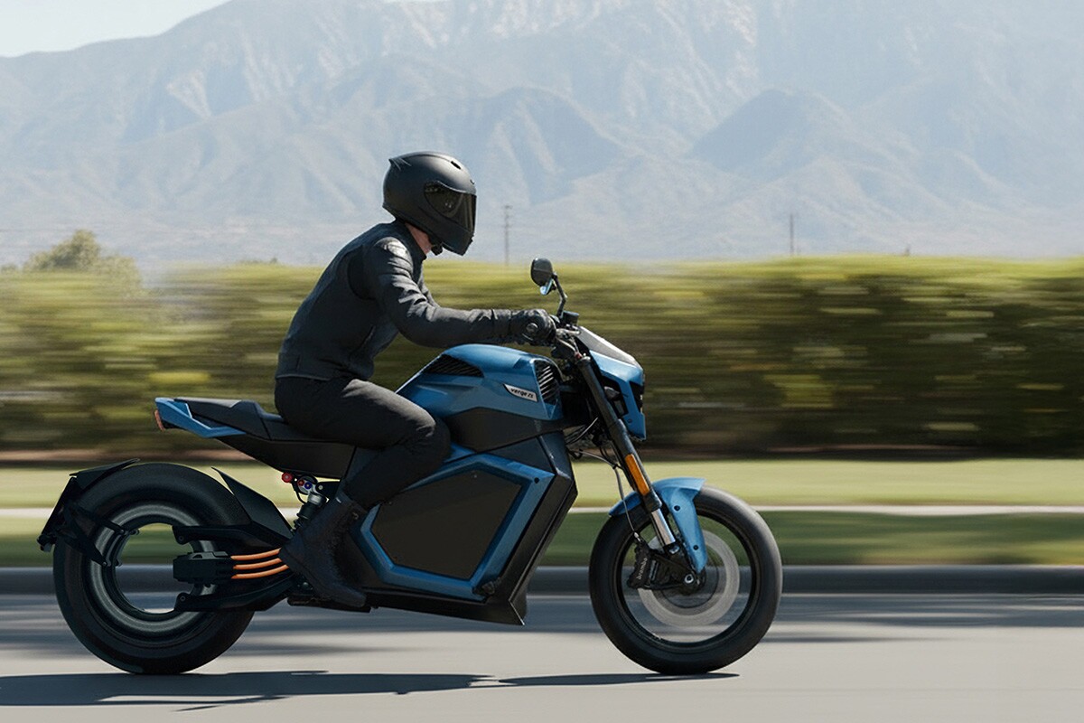 Hubless motorcycle promises 373 mile-range with solid-state battery