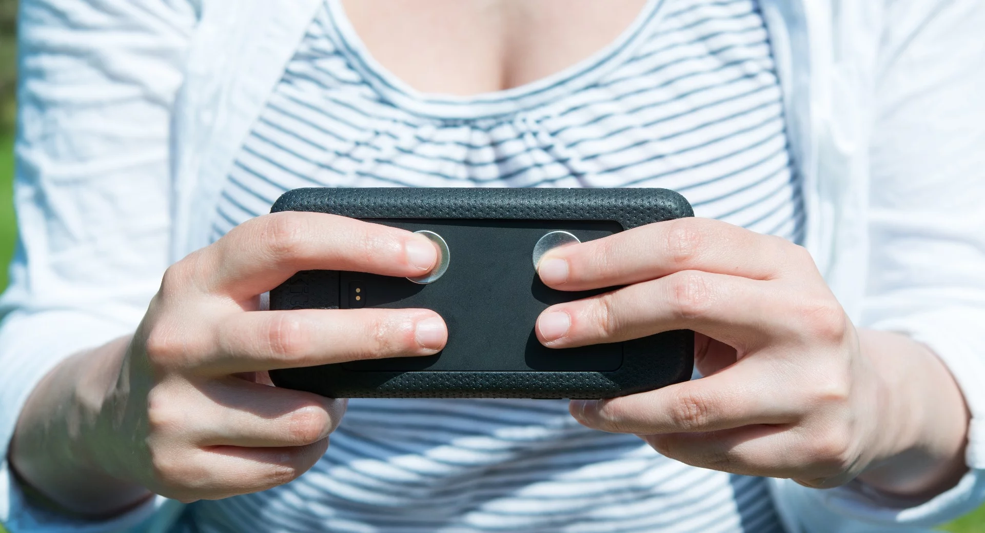 Gizmag tries the Kito+ smartphone case and health tracker