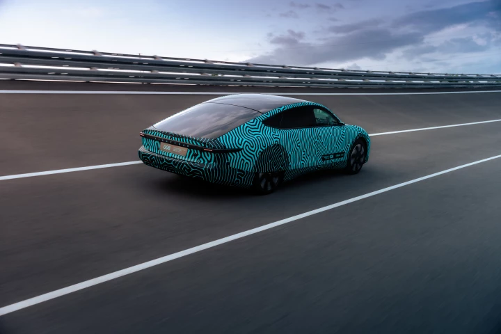 In recent test drives, the Lightyear One validation prototype was driven at 130 km/h, managing energy consumption of 141 Wh/km for a per-charge range of over 400 km