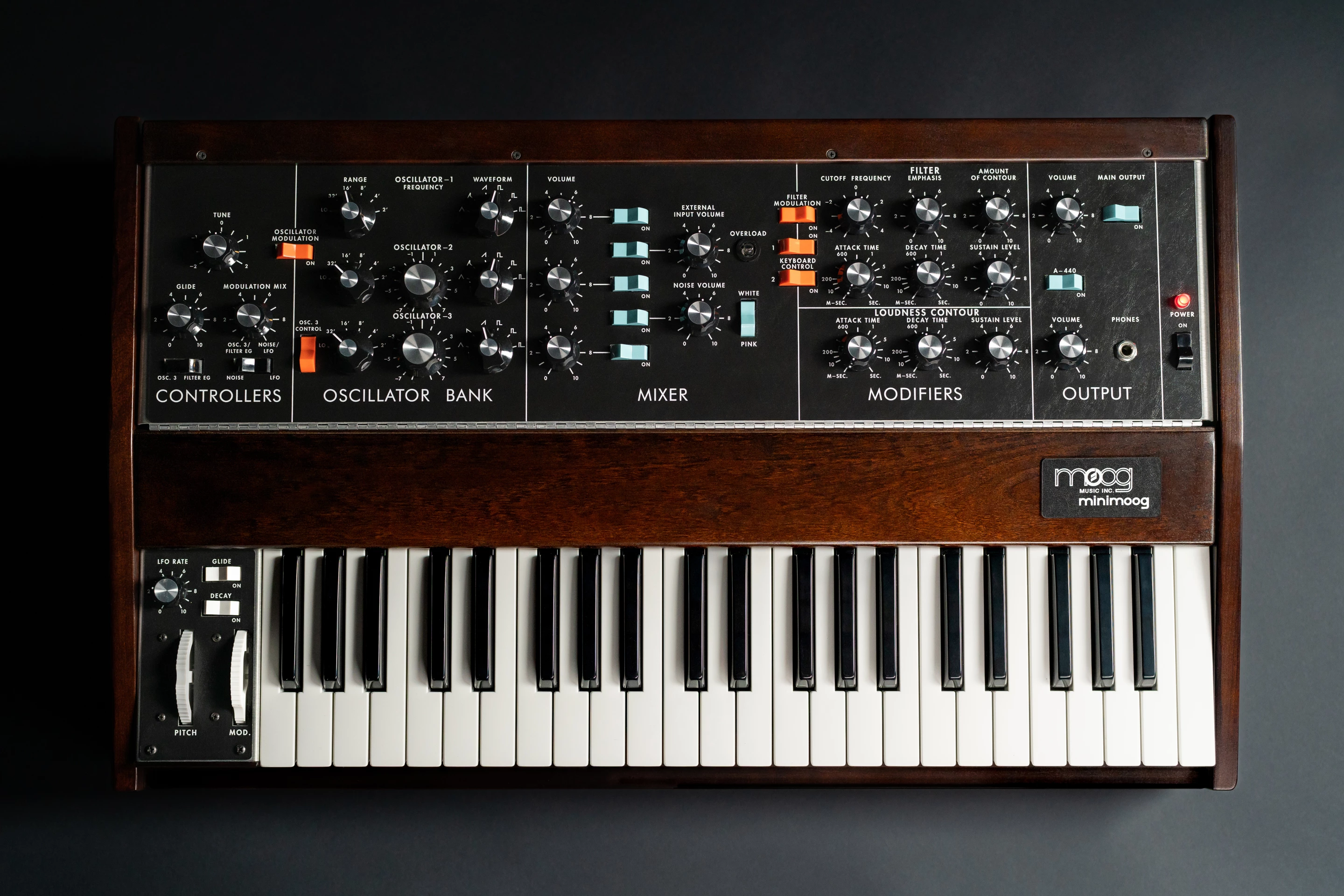 The Minimoog Model D is built around the original sound engine and signal path design, but has been enhanced with an analog LFO, MIDI, spring-loaded pitch wheel and more for today's musicians