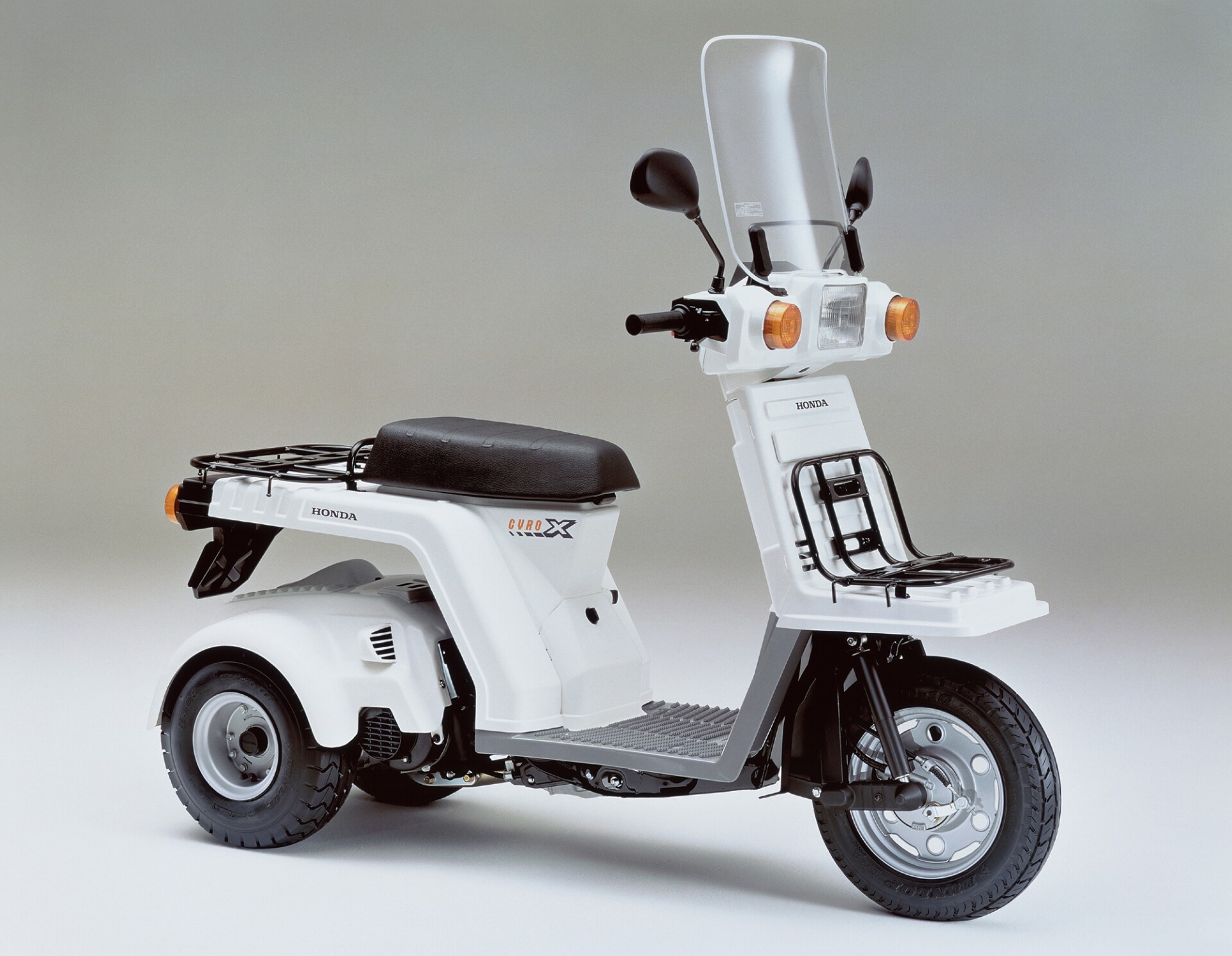 Honda’s 50cc threewheeled Gyro cargo scooter