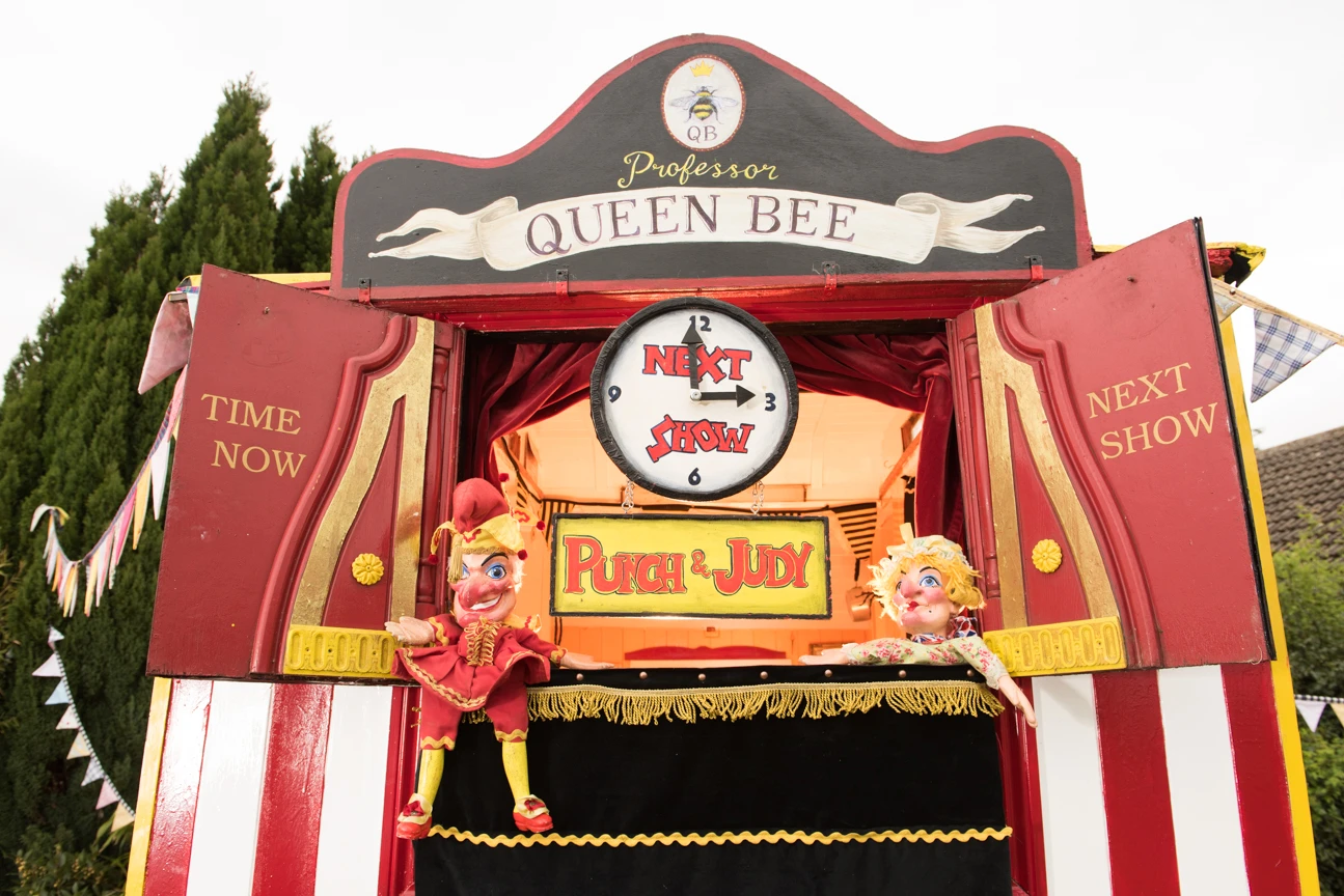 Punch and Judy Shed is in the Pub & Entertainment category
