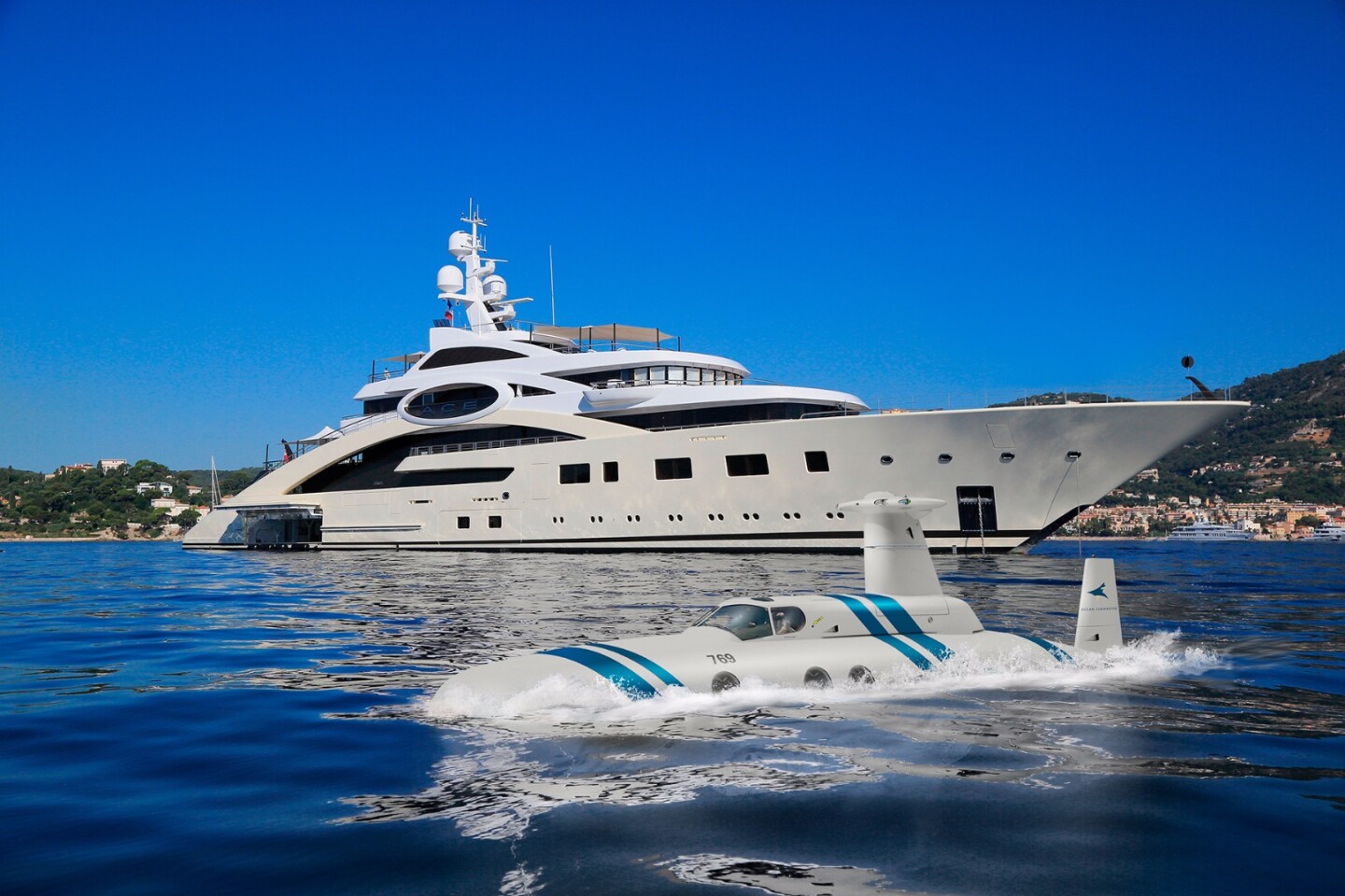 The Neyk is designed as a luxury underwater ride