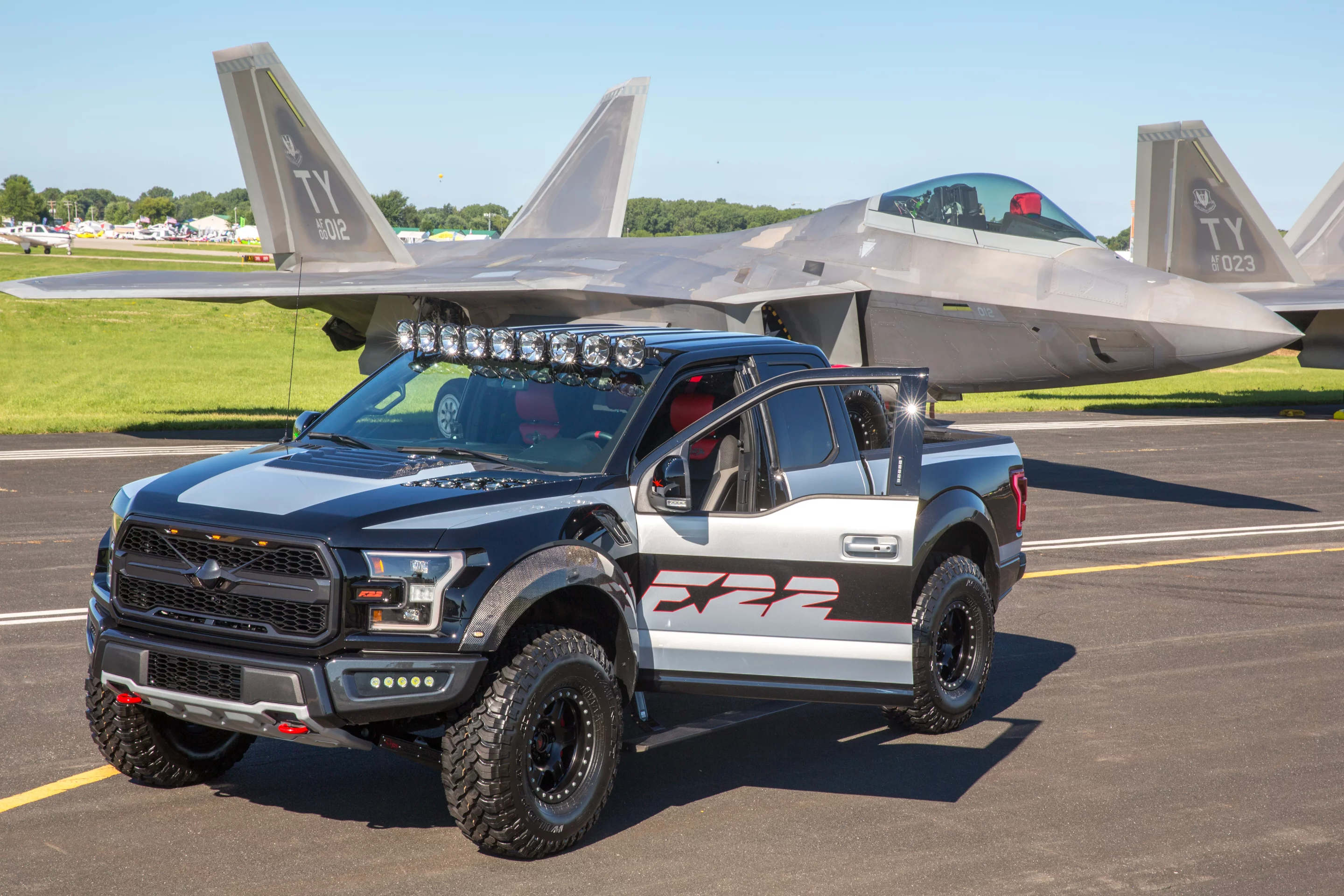 Ford's one-off F-22 F-150 Raptor sold for $300,000 at auction, according to the automaker