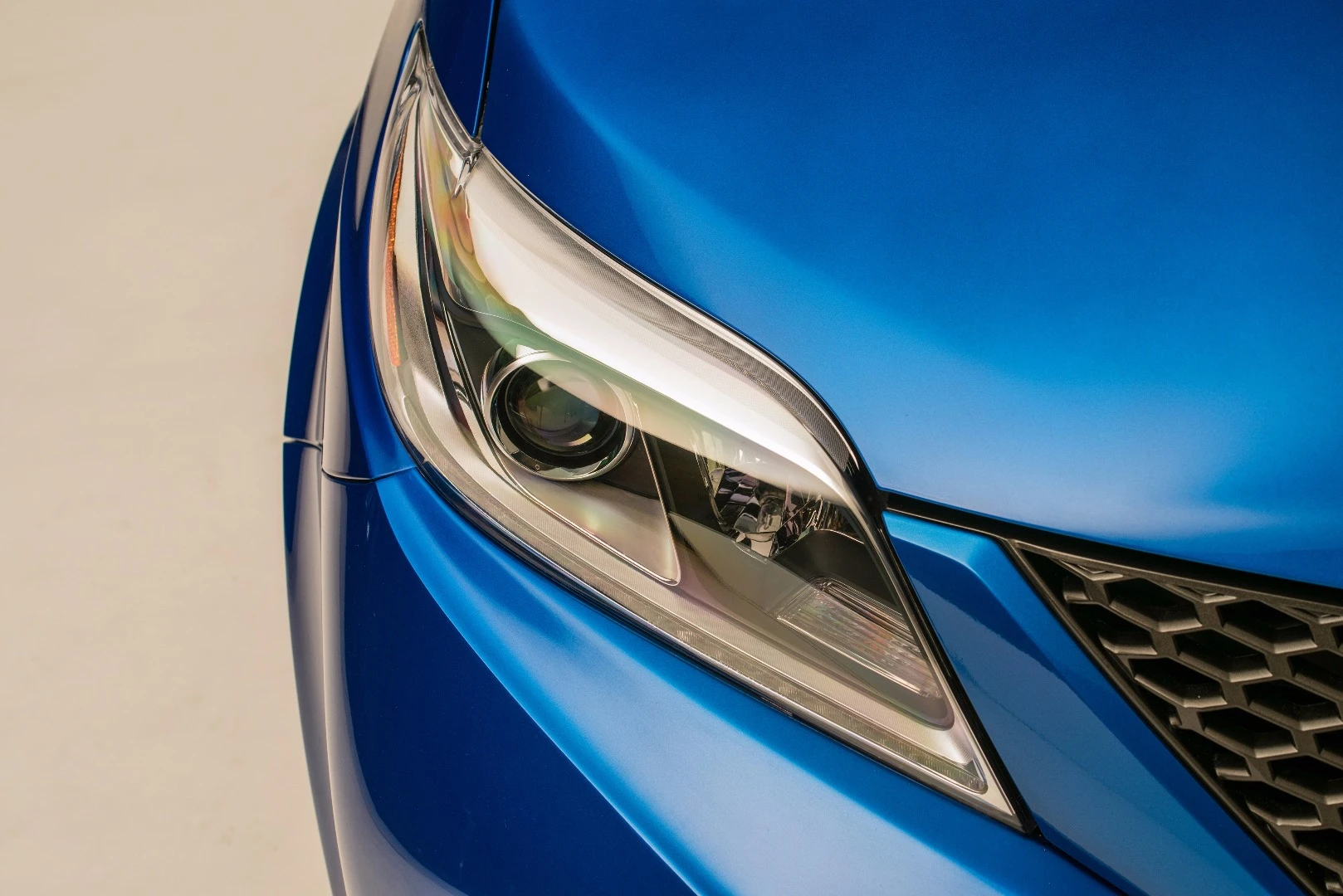 Toyota developed the Extreme Sienna for SEMA 2016