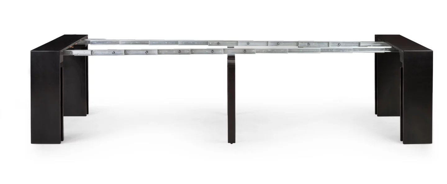 The rails fully extended