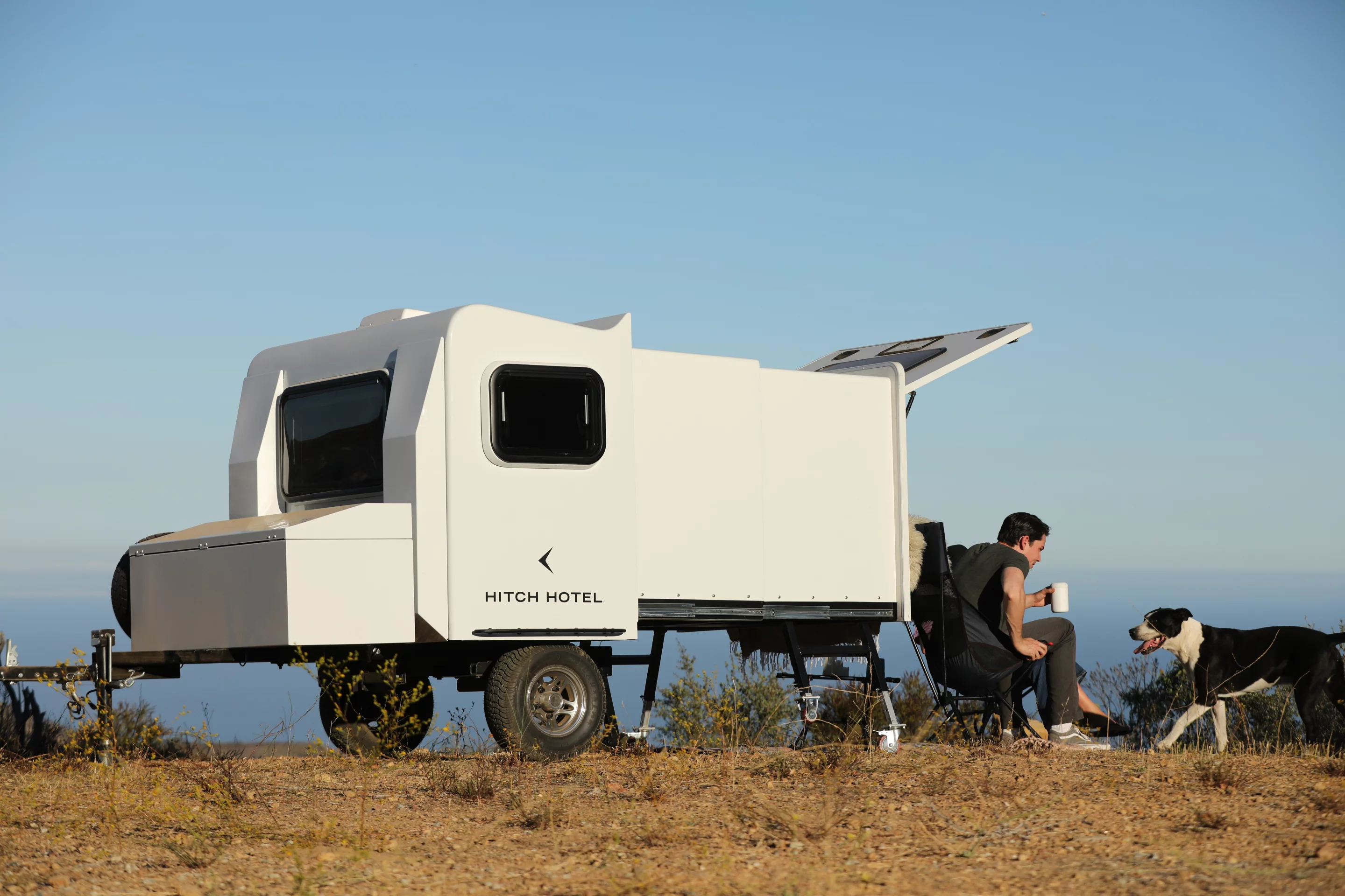 The front of the Traveler looks a little more rugged and refined from the prototype version Hitch Hotel showed in 2020