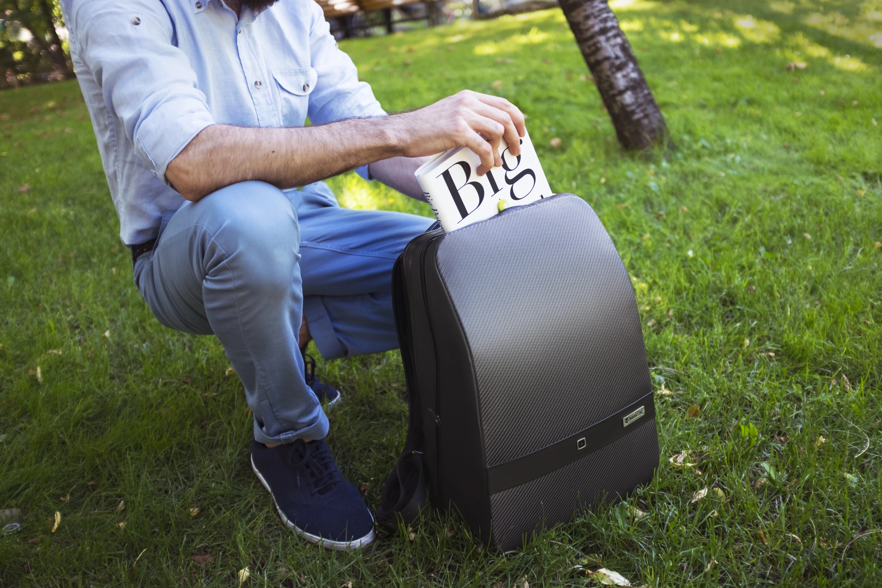 The Lumzag backpack is presently on Indiegogo