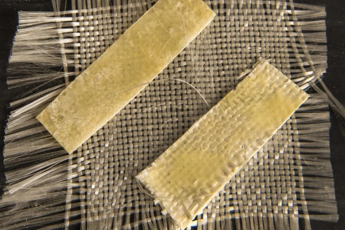 Samples of the fiber-reinforced reclaimed PET that were produced using the new technique