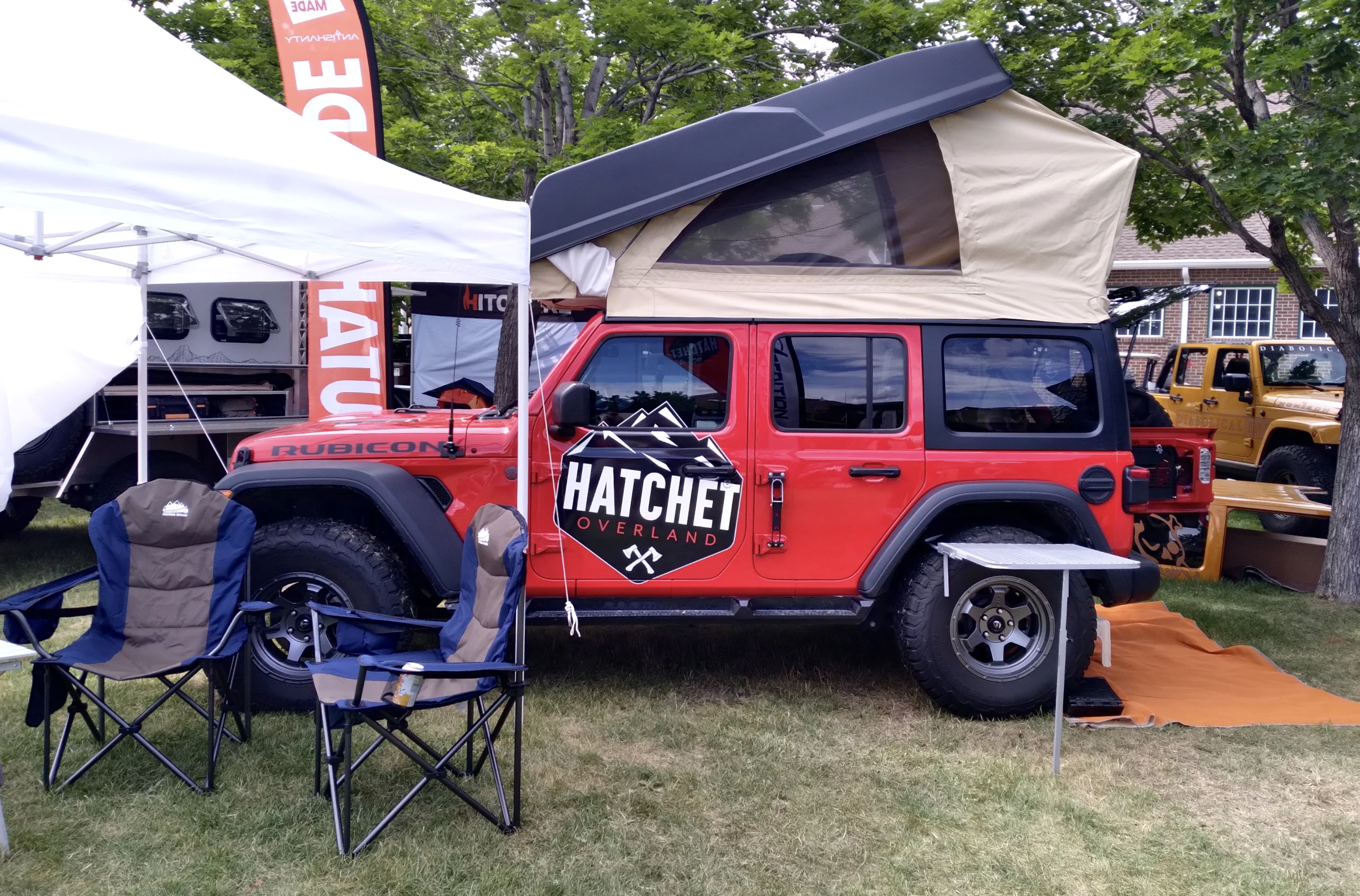 You can see the rear frame hoop pulling the tent outward for extra space