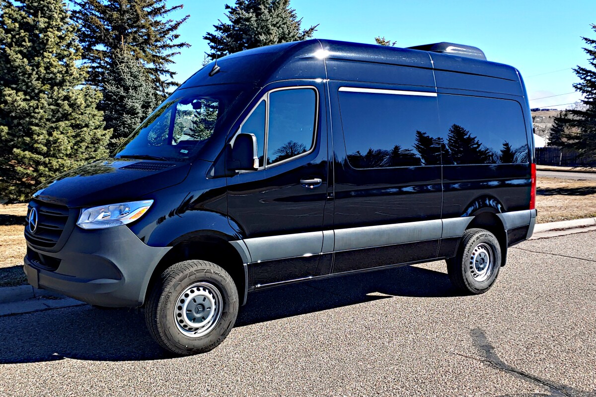 Review Mercedes Benz Sprinter Seats 14 Has 4wd