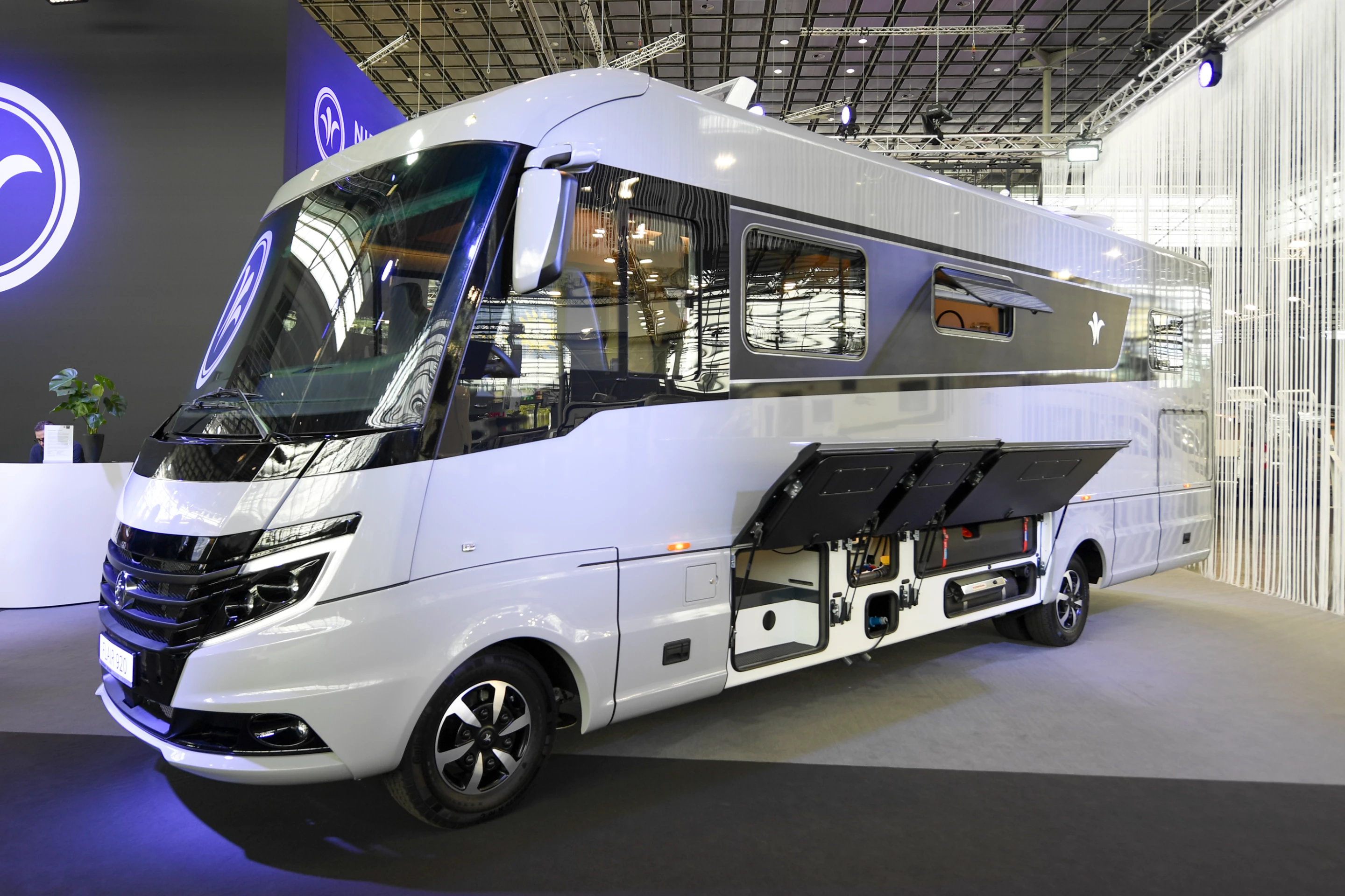 Niesmann + Bischoff announced the all-new 2023 Flair in July and gave it an official premiere at the 2022 Caravan Salon