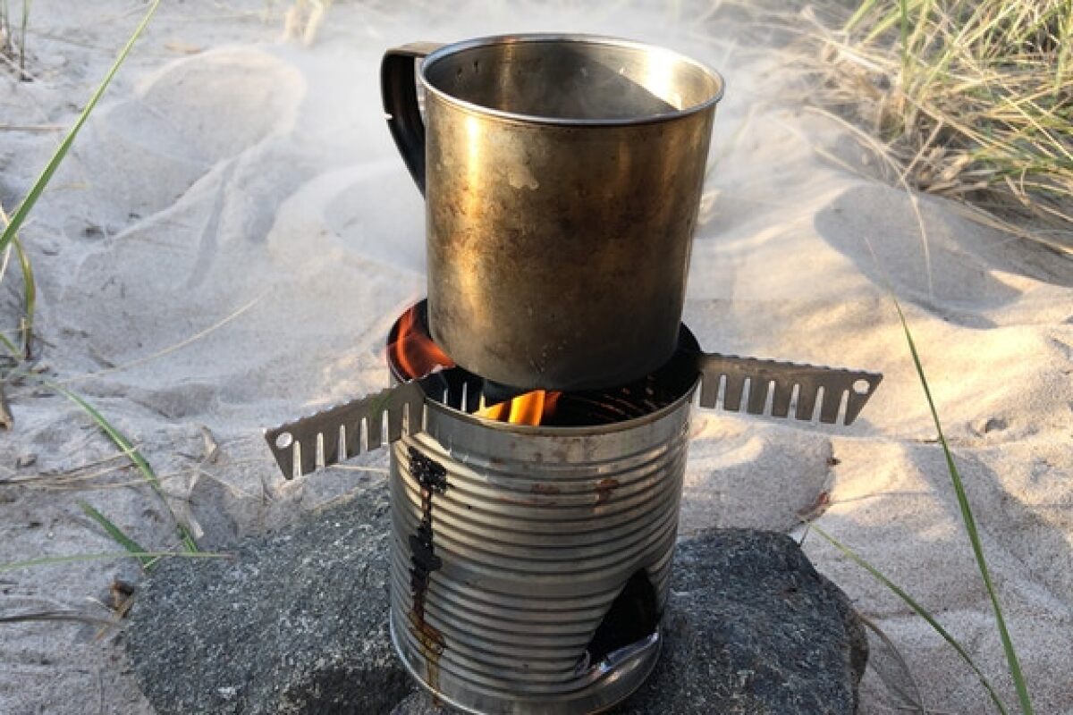 The Survival Stone Head tool is made from polished stainless steel and is around the same size as a regular pocket knife when packed up