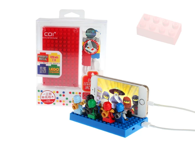 The unit comes in red, yellow, blue or white accompanied by a USB to Micro USB cable and Lego bricks