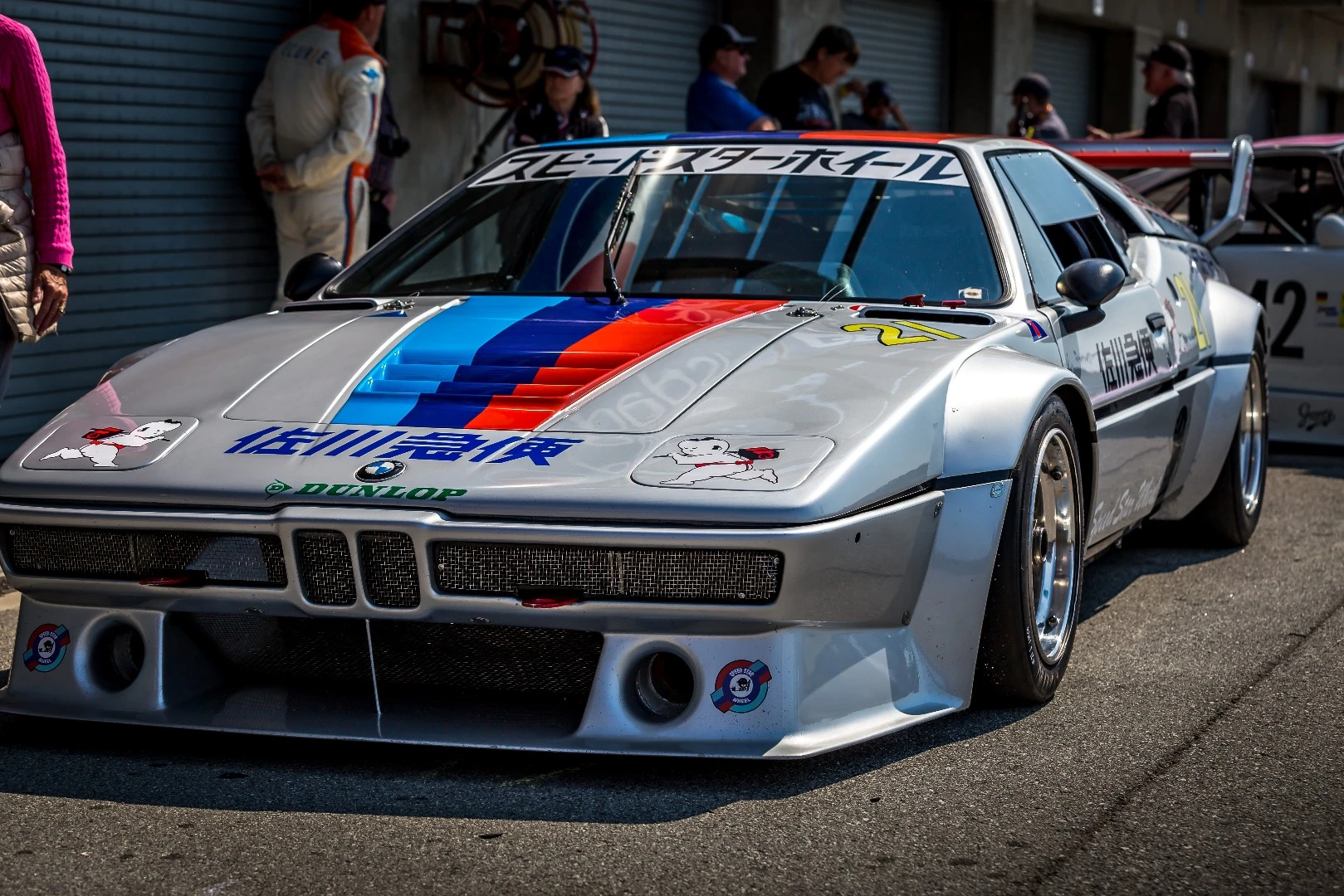 Race prepped M1 waiting in line