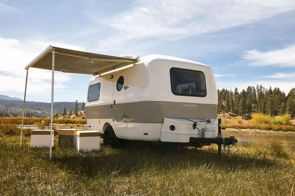 Happier sizes up with the 17-foot Traveler caravan