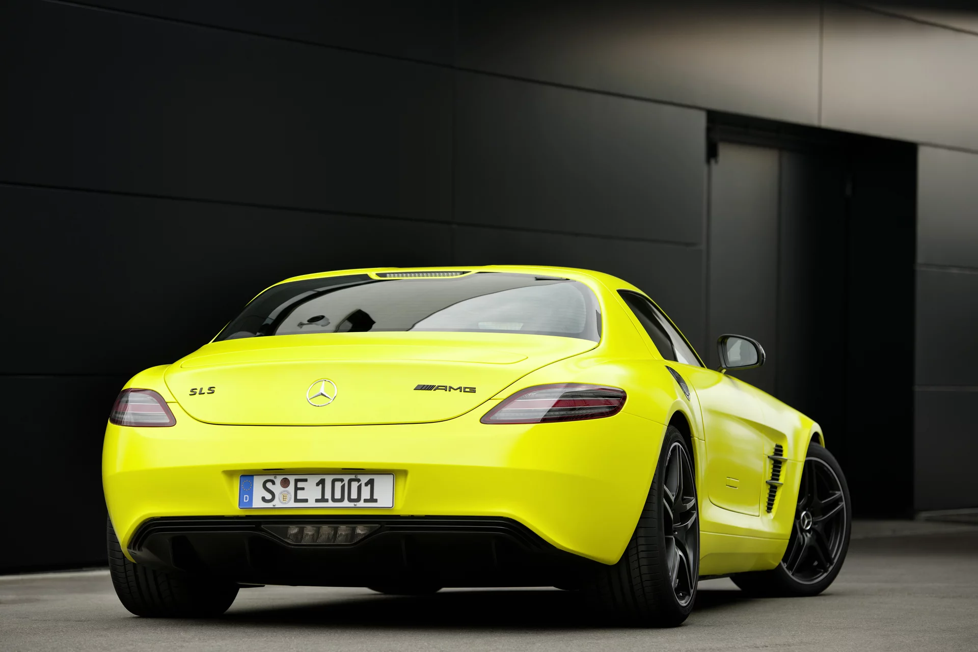 The Mercedes-Benz SLS AMG E-Cell