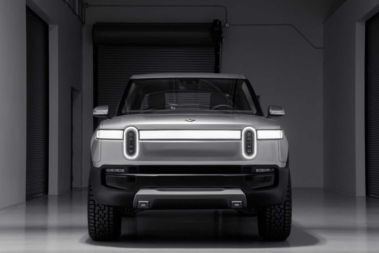 The R1T battery is designed for fast-charging, offering roughly 200 miles in 30 minutes of charging