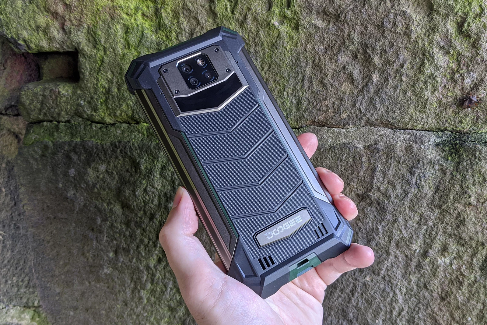 This model is Army Green – the other options are Mineral Black and Fire Orange