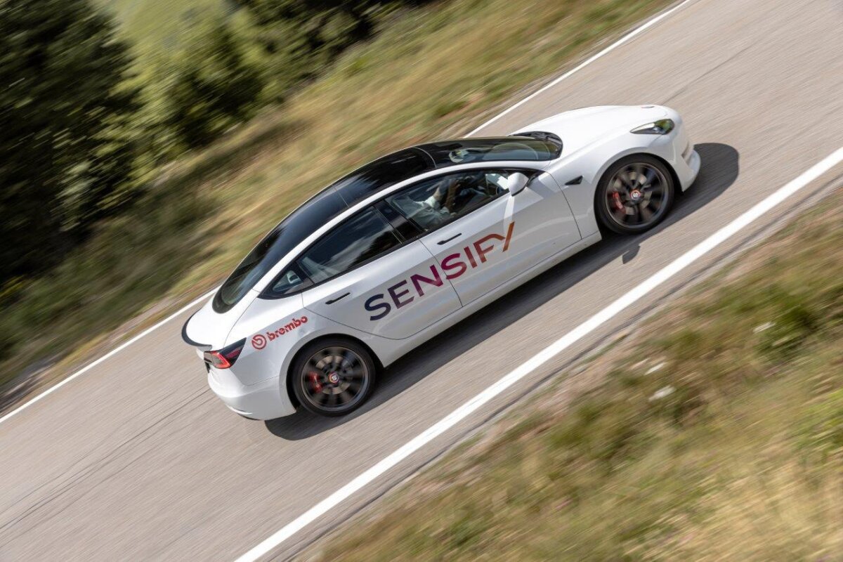 Brembo's fluid-free braking system is coming to a car near you