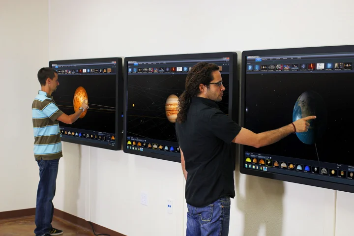 Ideum has updated its 65-inch Presenter multitouch wall display