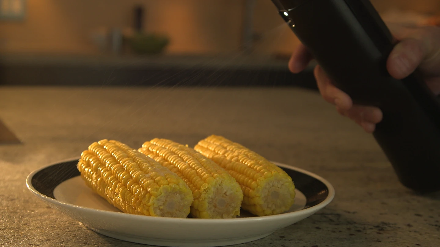 "biēming" corn on the cob
