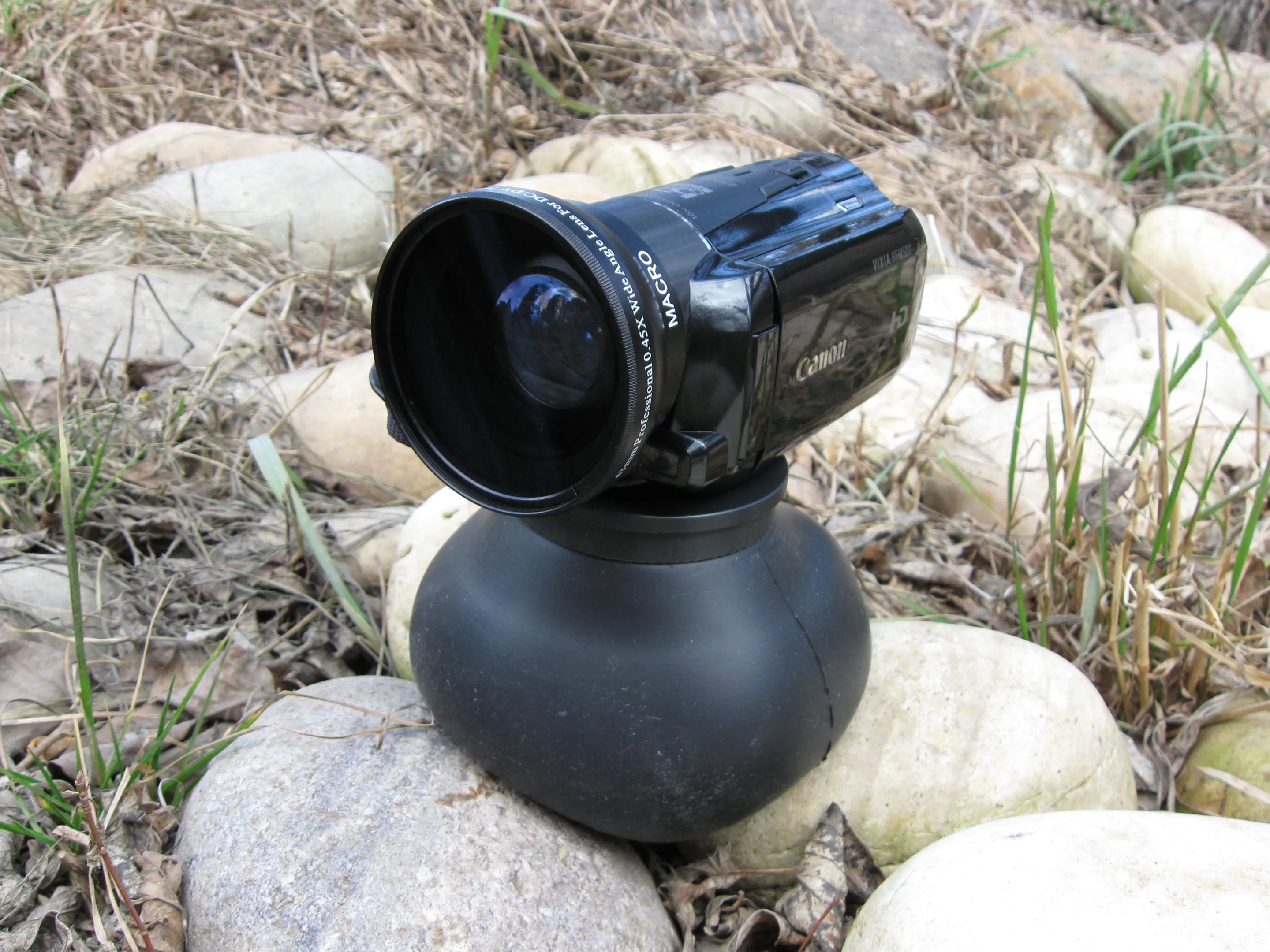 The Flex Shot in use on rocks