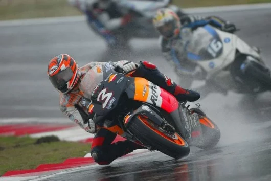 Biaggi showed spirit in the rain for fifth place - he now holds fourth in the title chase with 36 points