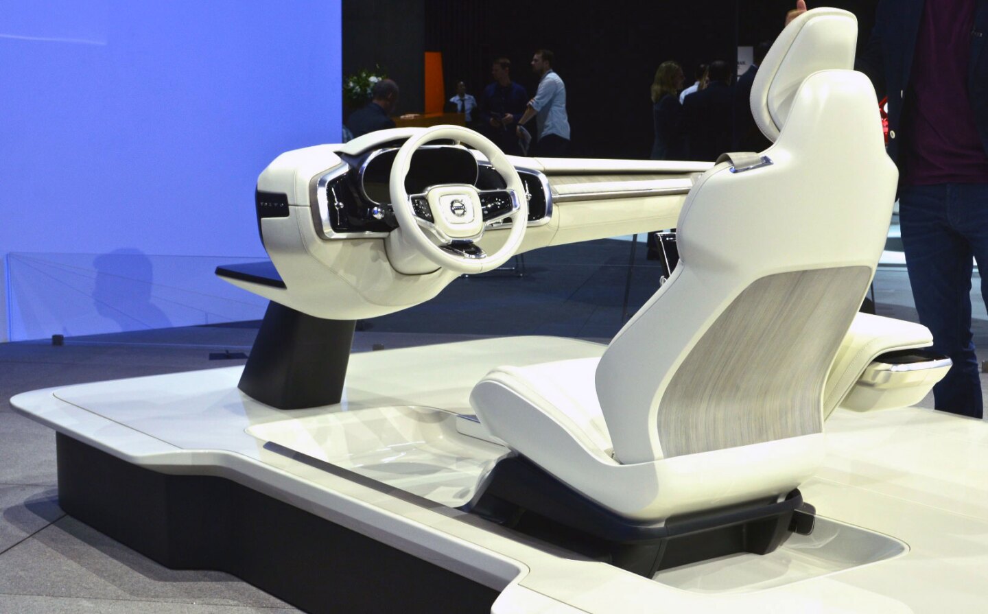 Volvo reveals the Concept 26 at the 2015 LA Auto Show