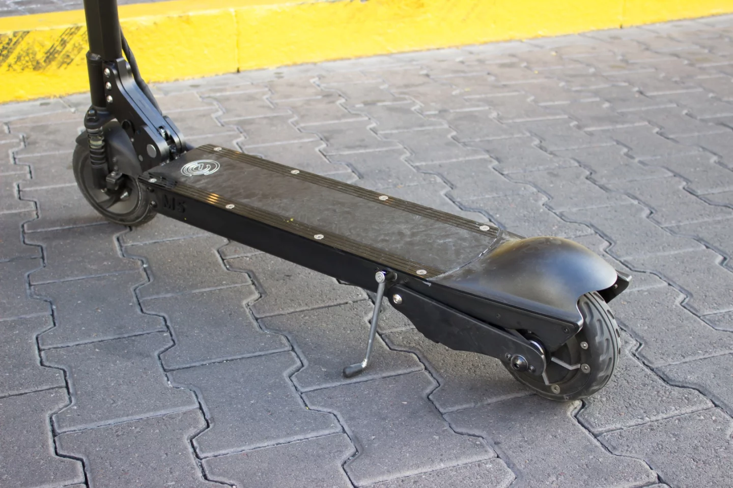 The Ecoreco M5 Air costs US$1,250