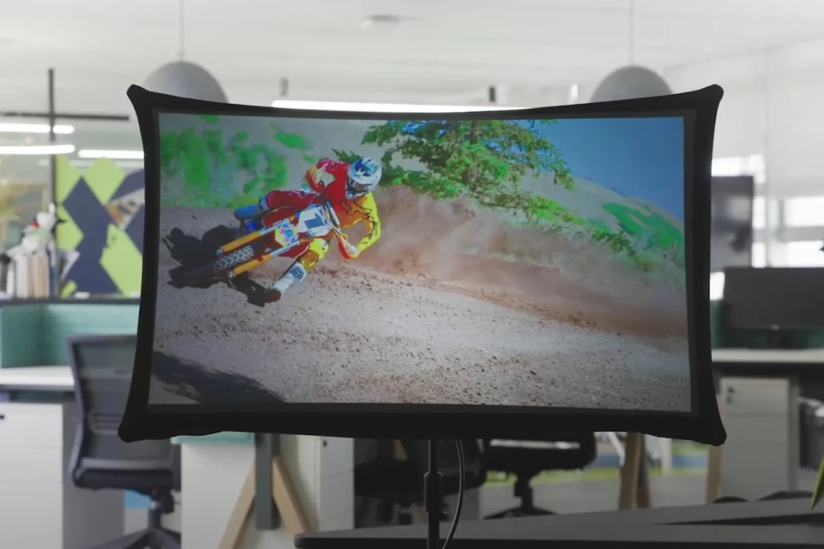 The Splay Max starts flat-packed in a small protective case, and unfurls like an umbrella to offer a 35-inch second screen for your laptop